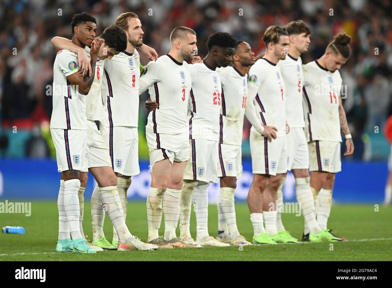 BON PLAN POUR CE DIMANCHE 🍿!! La finale de l'#UEFA #euro2020 entre l'# Italie et l'#Angleterre aura lieu demain le 11 juillet à 20 heures au stade de #Wembley. Le match sera diffusé