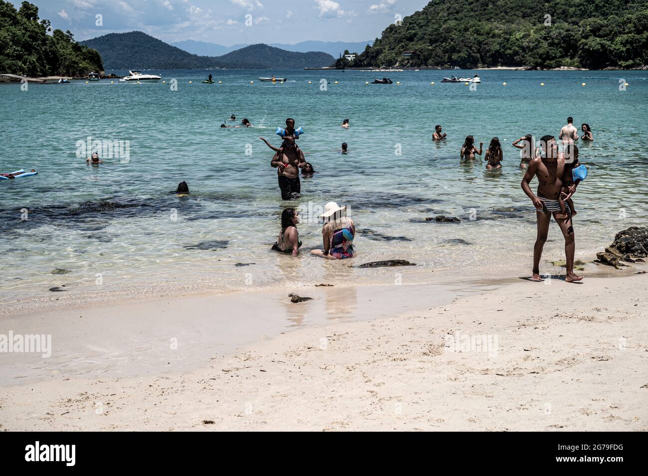 La vie sur la plage de Big Island, Ilha grande , Rio de Janeiro - Brésil Banque D'Images