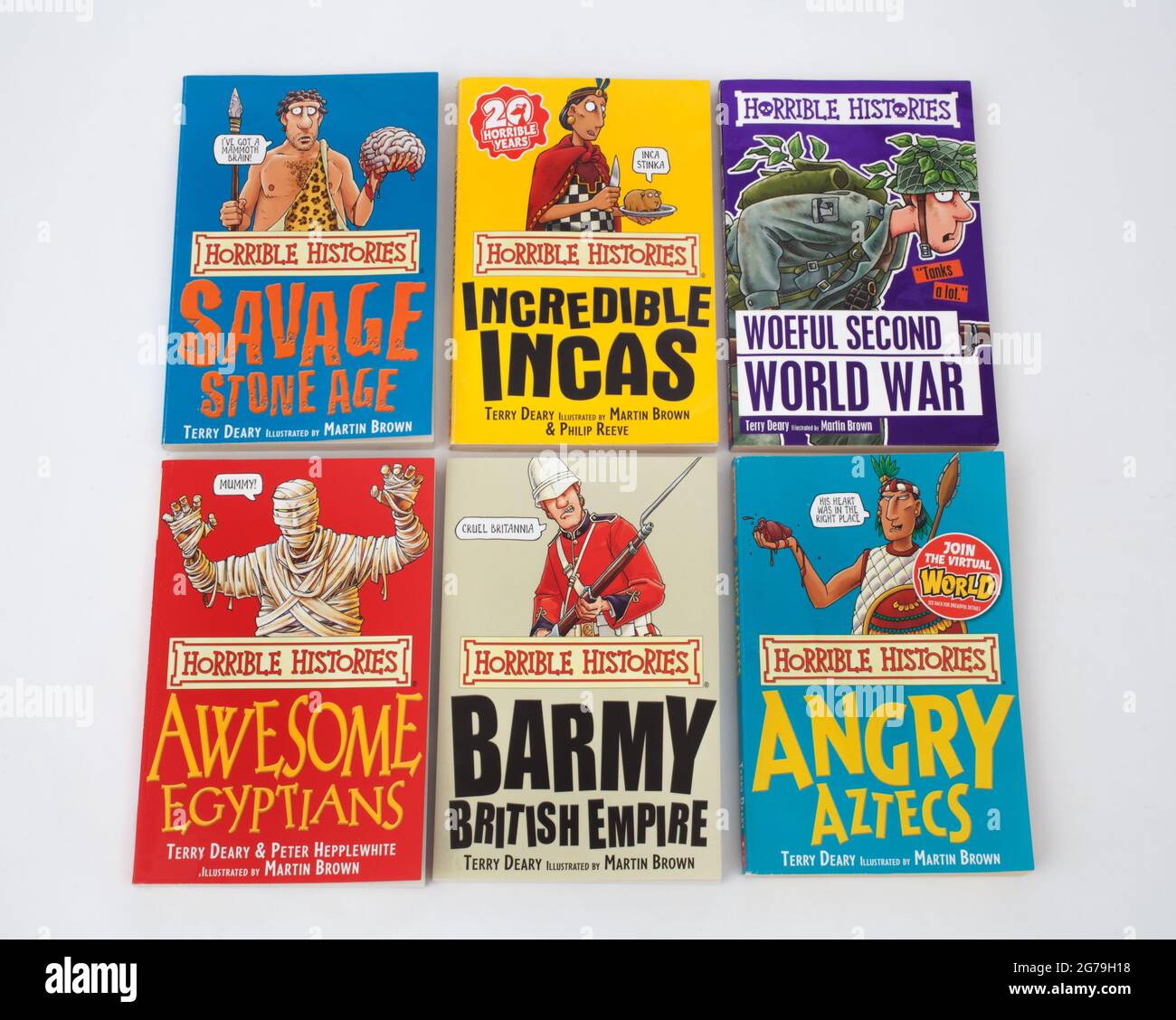Une sélection de livres d'histoire horrible par Terry Deary Banque D'Images