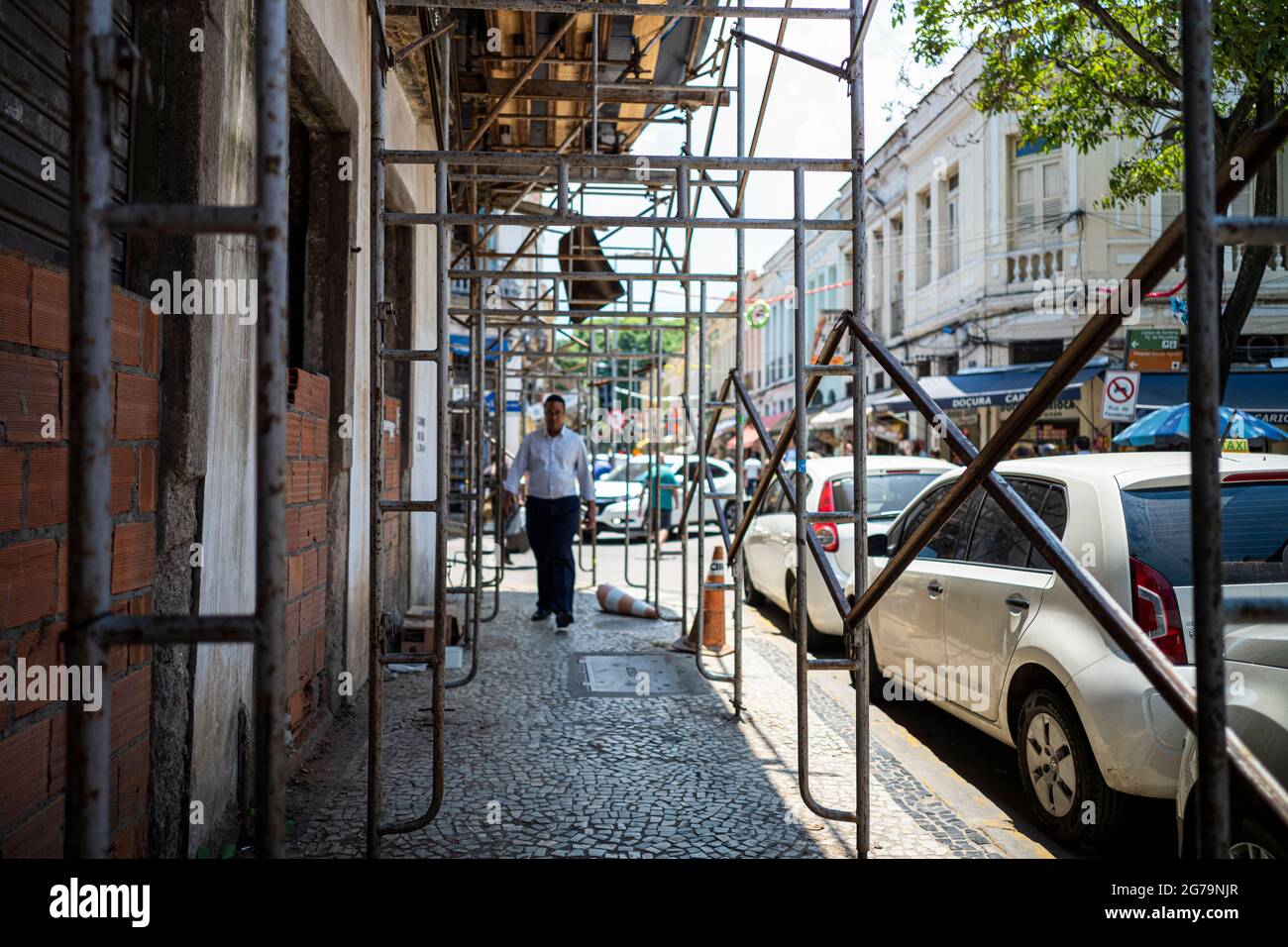 Les rues du marché de Saara, place des gens dans la vieille ville pour faire du shopping. Rio de janeiro, Brésil Banque D'Images