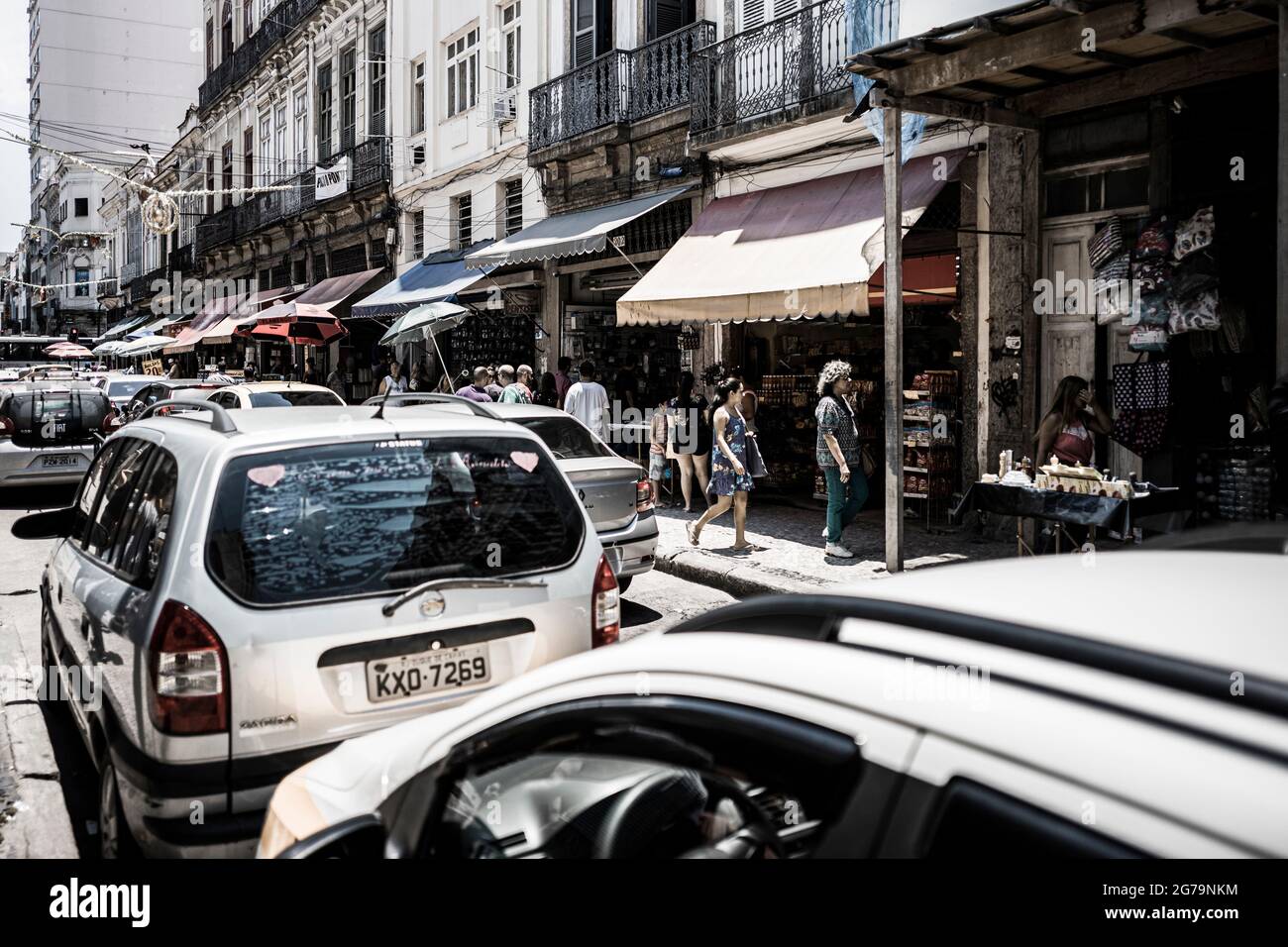 Les rues du marché de Saara, place des gens dans la vieille ville pour faire du shopping. Rio de janeiro, Brésil Banque D'Images
