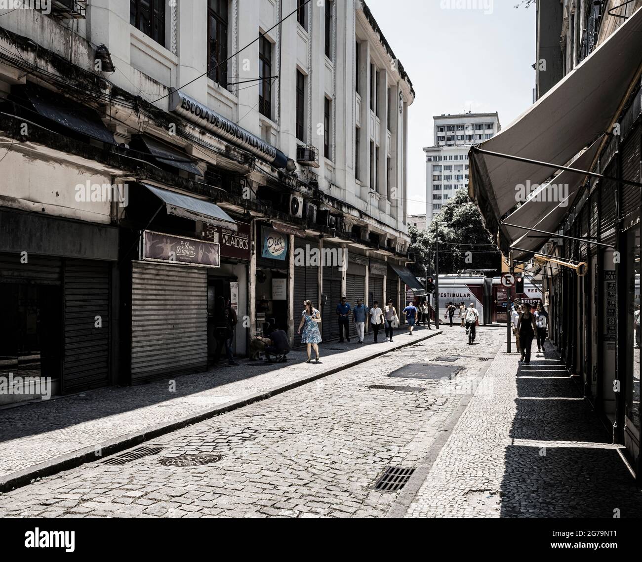 Les rues du marché de Saara, place des gens dans la vieille ville pour faire du shopping. Rio de janeiro, Brésil Banque D'Images