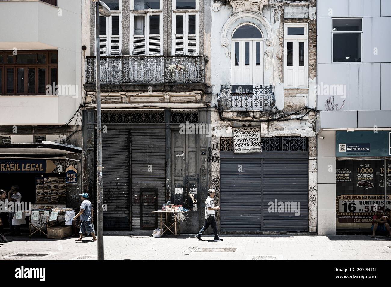 Les rues du marché de Saara, place des gens dans la vieille ville pour faire du shopping. Rio de janeiro, Brésil Banque D'Images