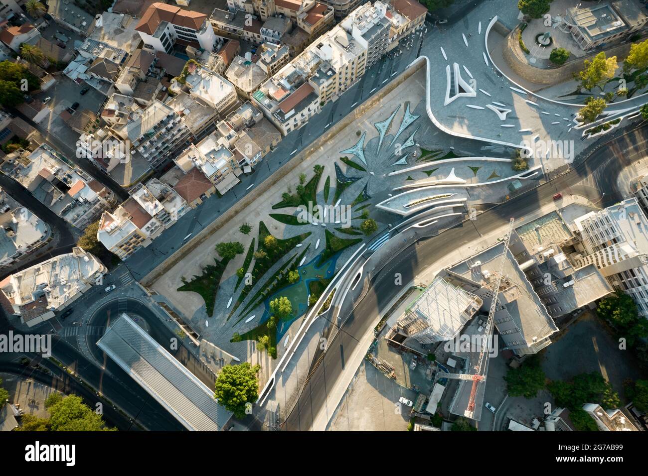 Vue aérienne Nicosie paysage urbain la capitale de Chypre et la place Eleftheria à l'architecture futuriste moderne. Banque D'Images