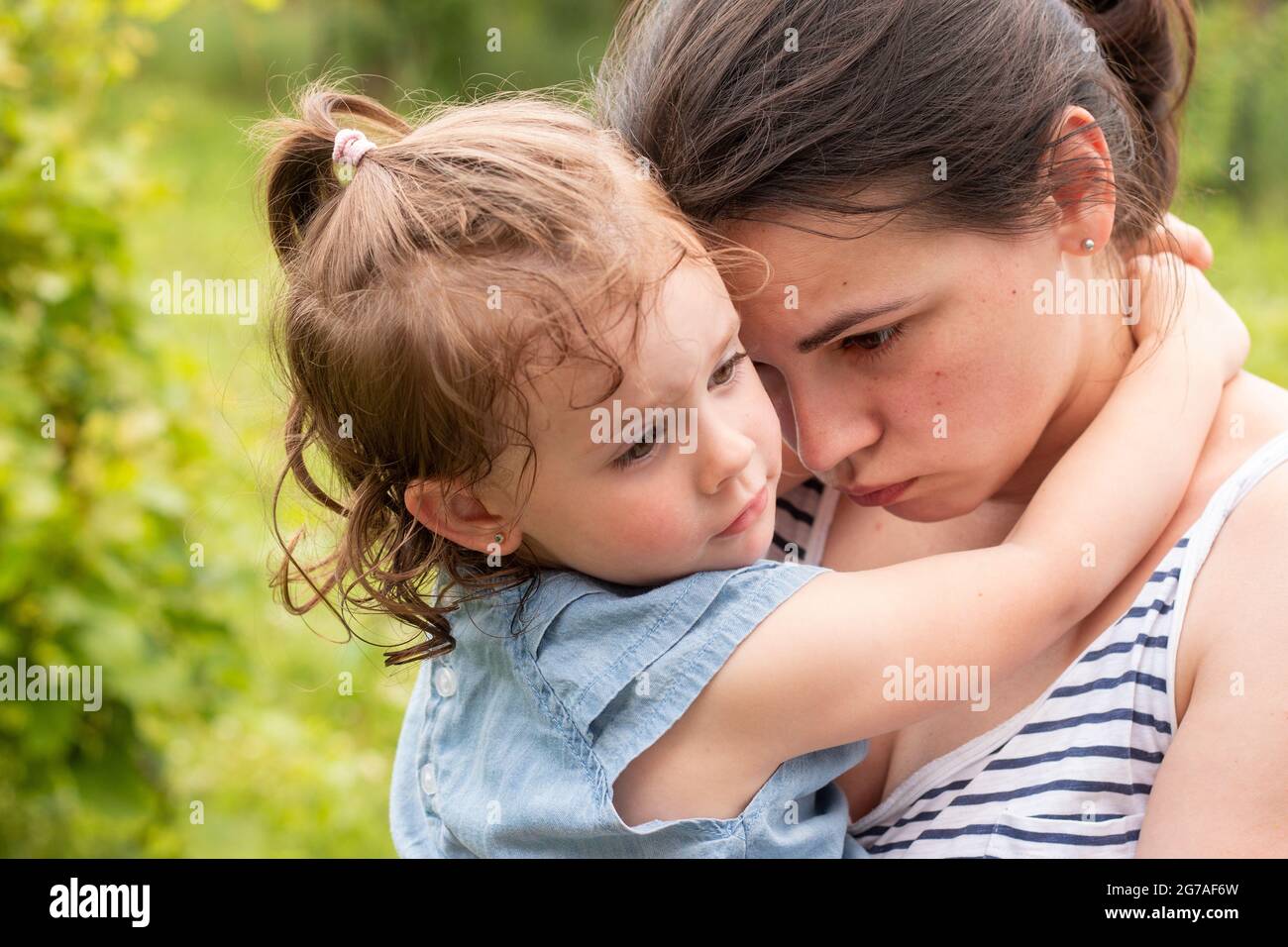 Maman Triste Banque D Image Et Photos Alamy
