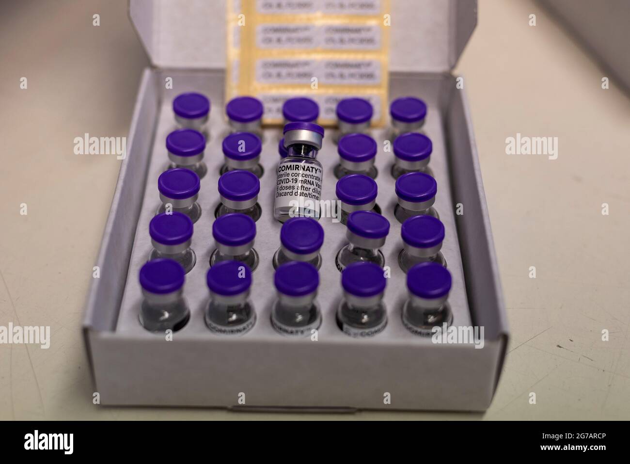 Vaccin Corona BioNTech Pfizer Banque D'Images