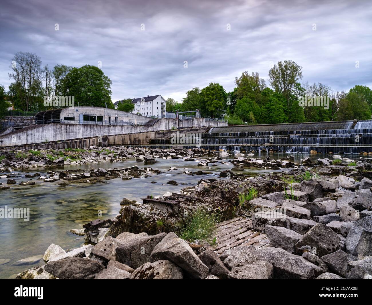 Pont, seuil de caisse, déversoir, déversoir, drain, rivière, eau, béton ...