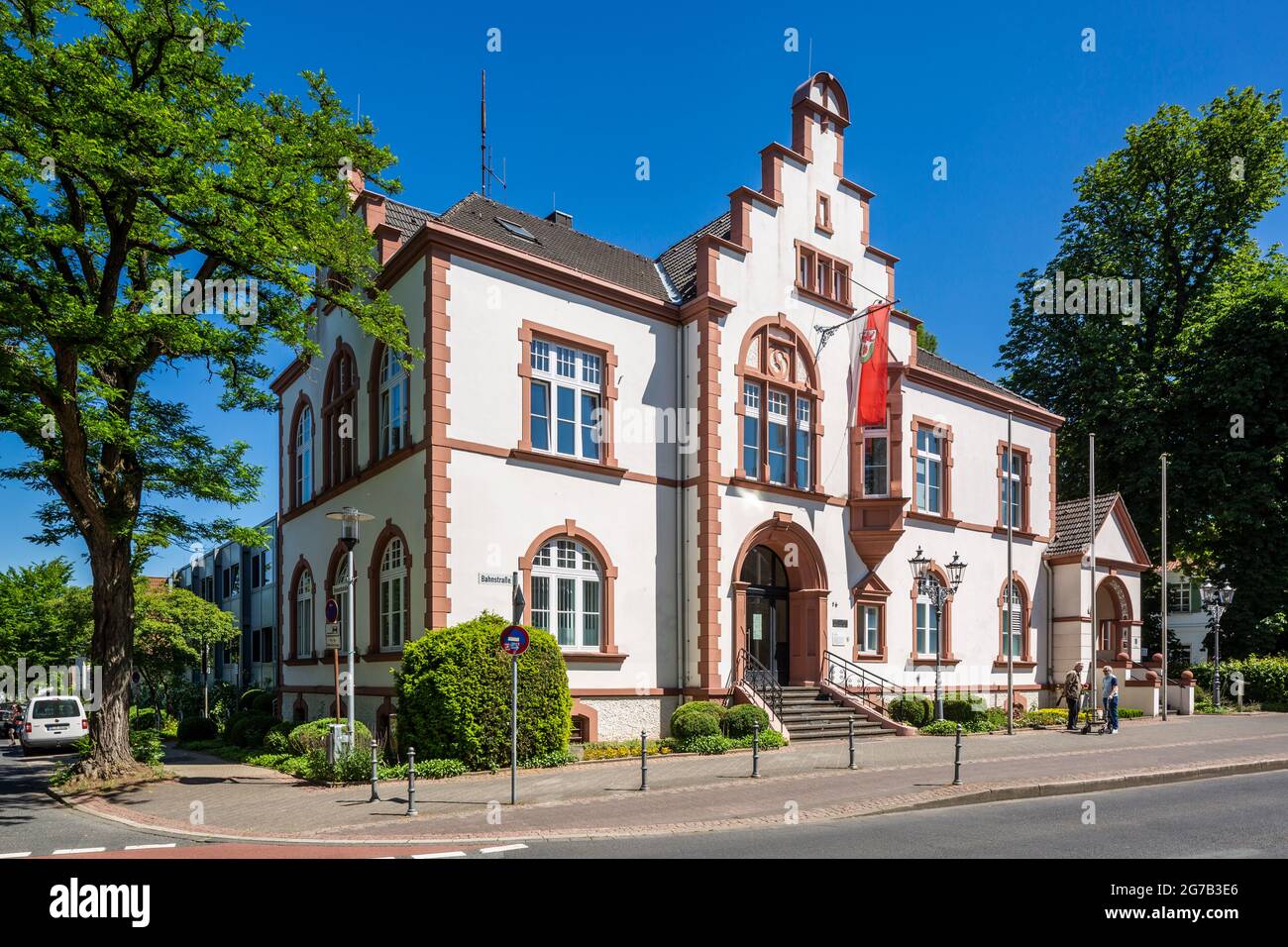 Allemagne, Erkrath, Alt-Erkrath, Bergisches Land, Niederbergisches Land,Niederberg, Rhénanie-du-Nord-Westphalie, hôtel de ville avec Buergermeisterbuero, mairie et bureau d'enregistrement Banque D'Images