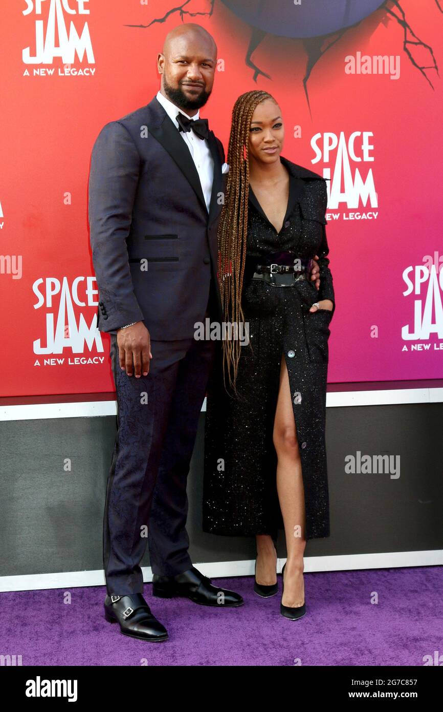 12 juillet 2021, Los Angeles, CA, Etats-Unis: LOS ANGELES - JUL 12: Kenric Green, Sonequa Martin-Green au Jam de l'espace: Une nouvelle première héritée au Microsoft Theatre le 12 juillet 2021 à Los Angeles, CA (Credit image: © Kay Blake/ZUMA Wire) Banque D'Images