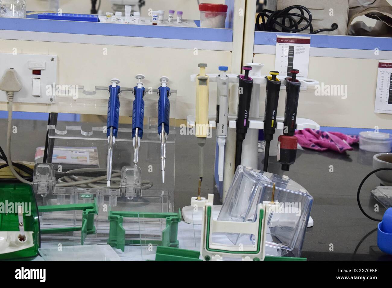 équipement de laboratoire dans le laboratoire scientifique. Banque D'Images