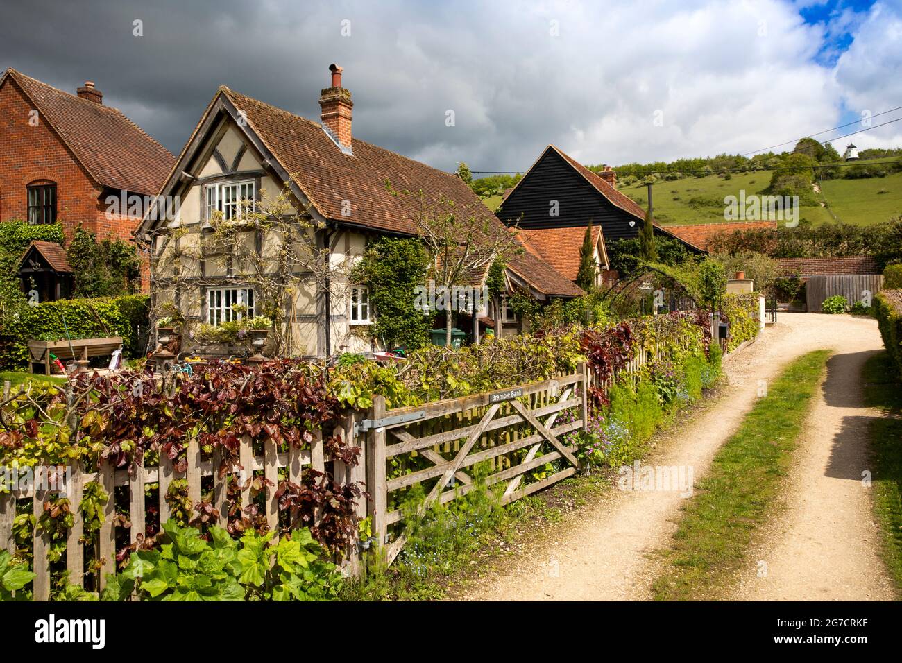 Royaume-Uni, Angleterre, Buckinghamshire, Hambleden Valley, Turville, Holloway Lane, Bramble Bank, emplacement de la location de vacances Cart Shed Banque D'Images