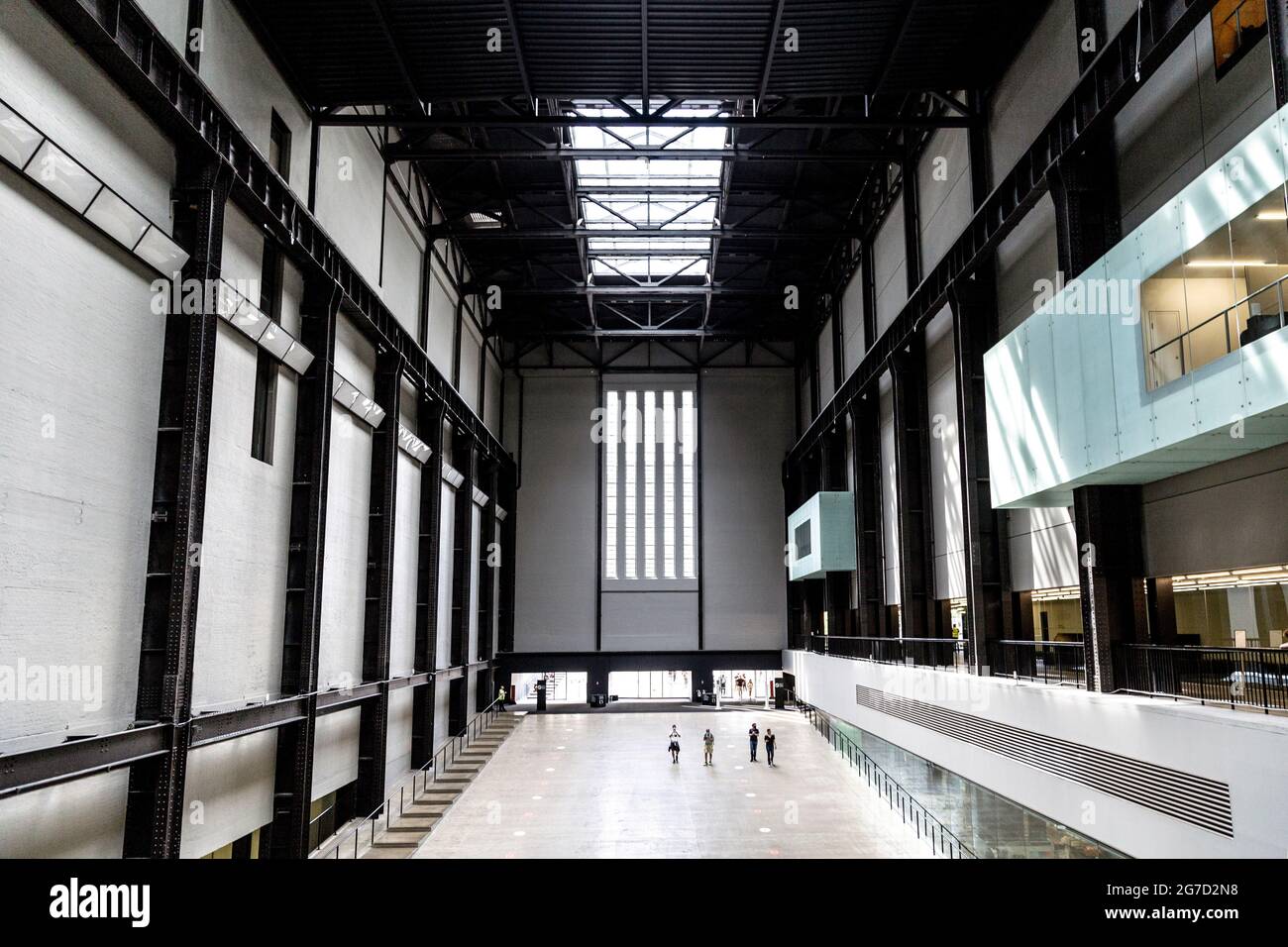 Intérieur de la turbine Hall au musée Tate Modern, Londres, Royaume-Uni Banque D'Images