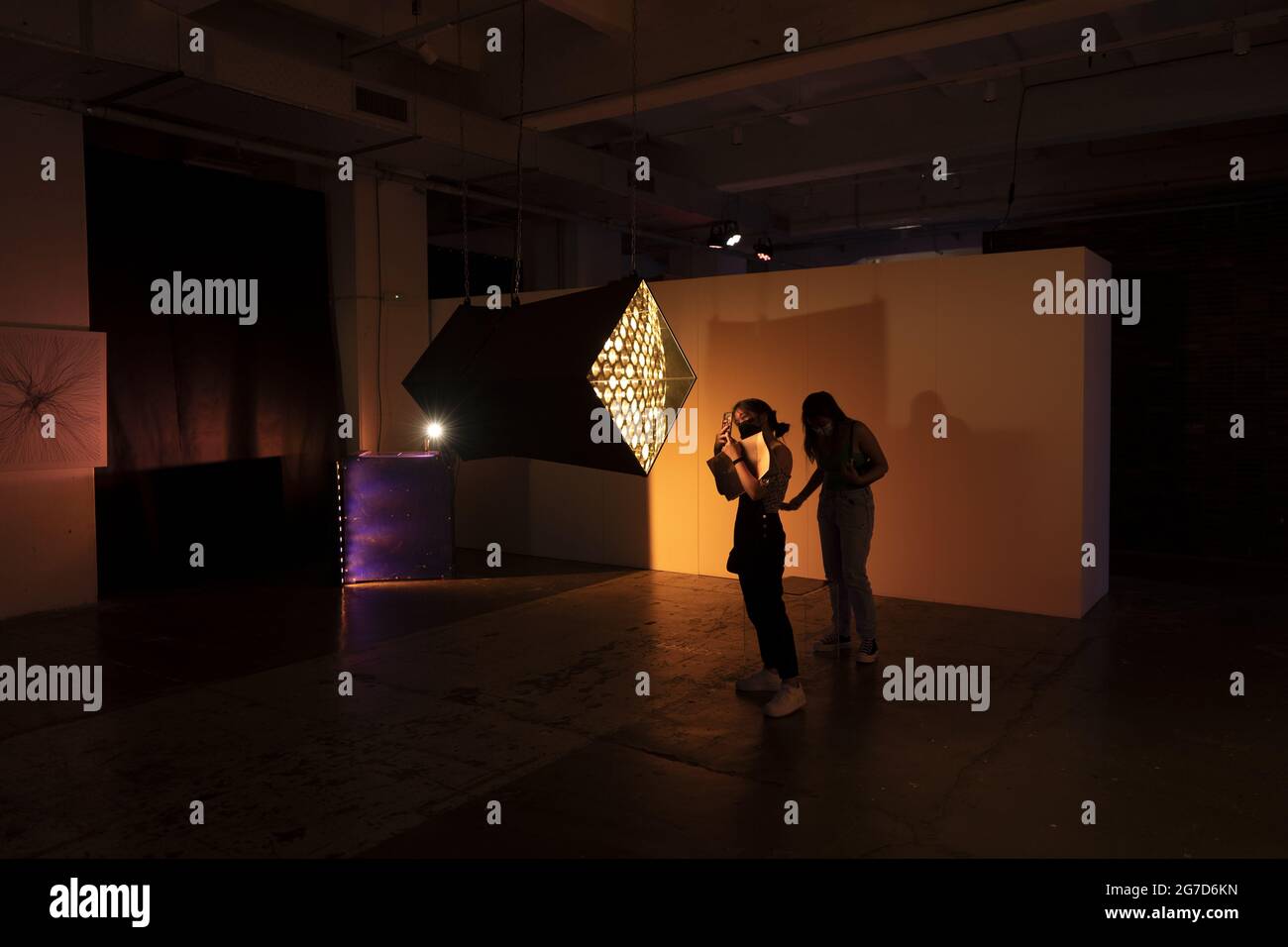 Installation d'art visuel pour élever l'awarness sur notre planète Terre, à base, Milan, Italie. Banque D'Images