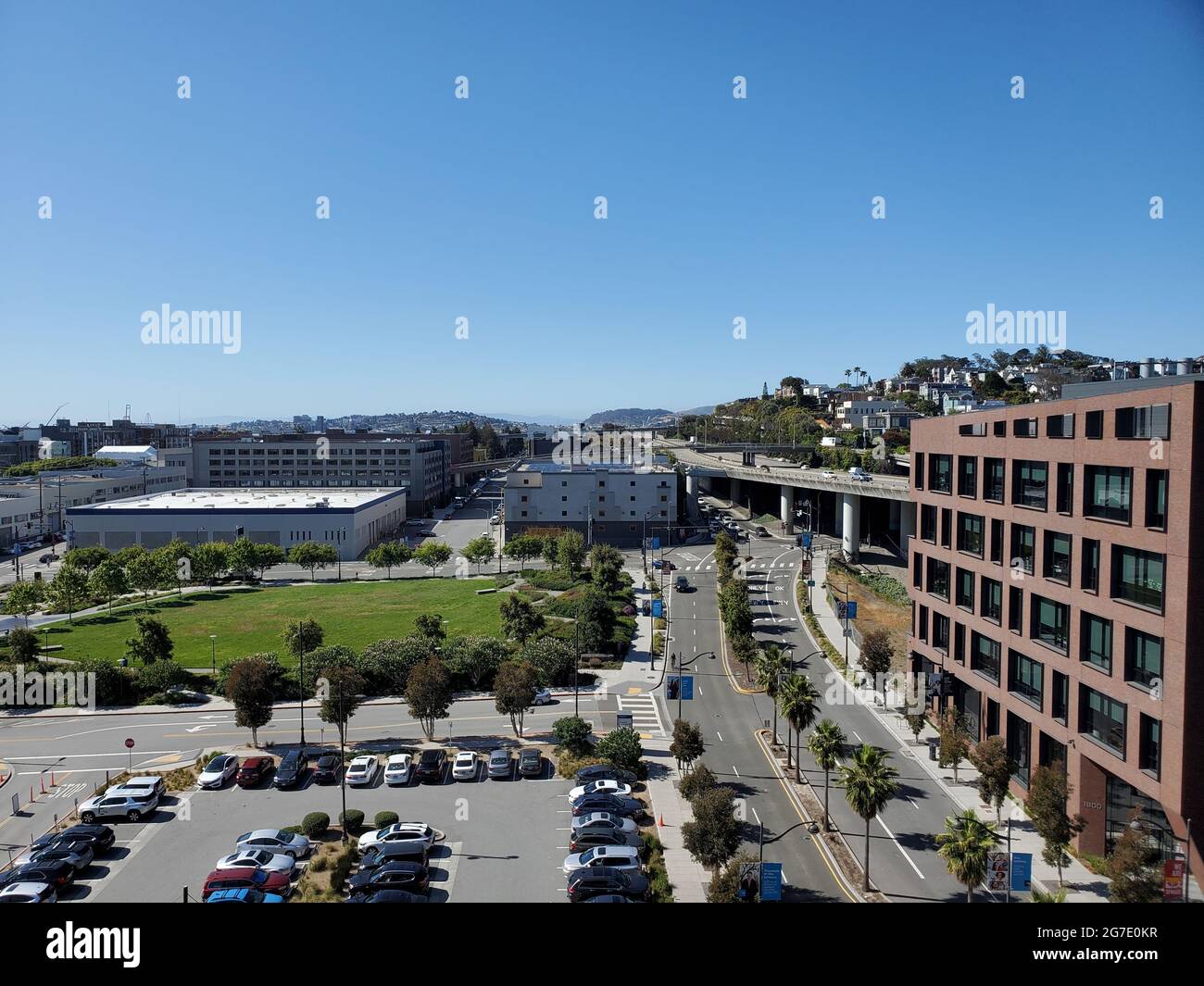 Vue aérienne du quartier de Mission Bay à San Francisco, Californie, vers le quartier de Dogpatch, 21 mai 2021. () Banque D'Images