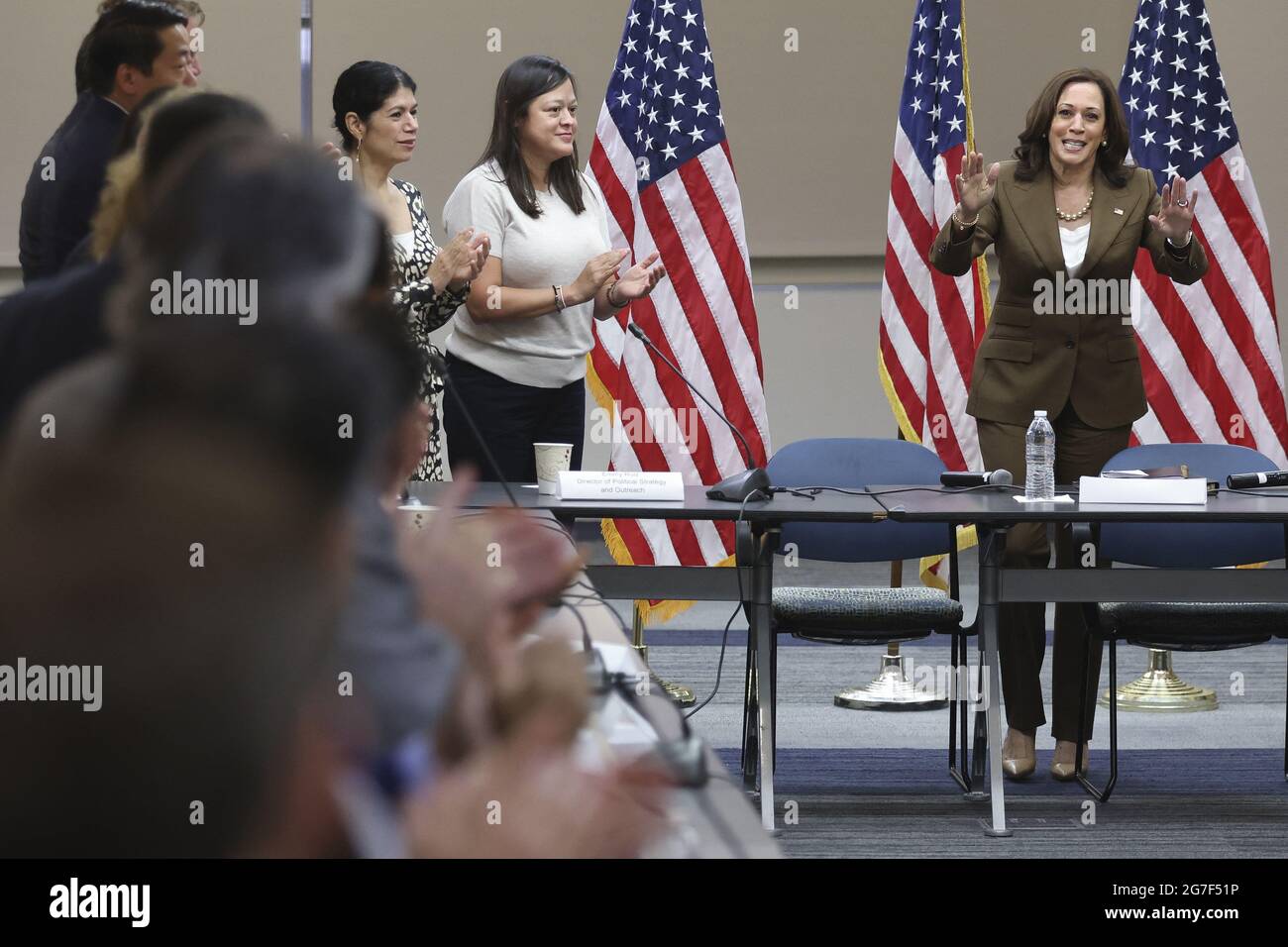 Le vice-président américain Kamala Harris parle lors d'une rencontre avec des législateurs du Texas à Washington, D.C., aux États-Unis, le mardi 13 juillet. 2021. Les démocrates de la Chambre du Texas, après avoir fui Austin pour empêcher le passage d'une loi qui mettrait de nouvelles restrictions de vote en place, sont descendus aujourd'hui à Capitol Hill pour convaincre le Congrès d'adopter la législation fédérale sur les droits de vote photo par Oliver Contreras/Pool/ABACAPRESS.COM Banque D'Images