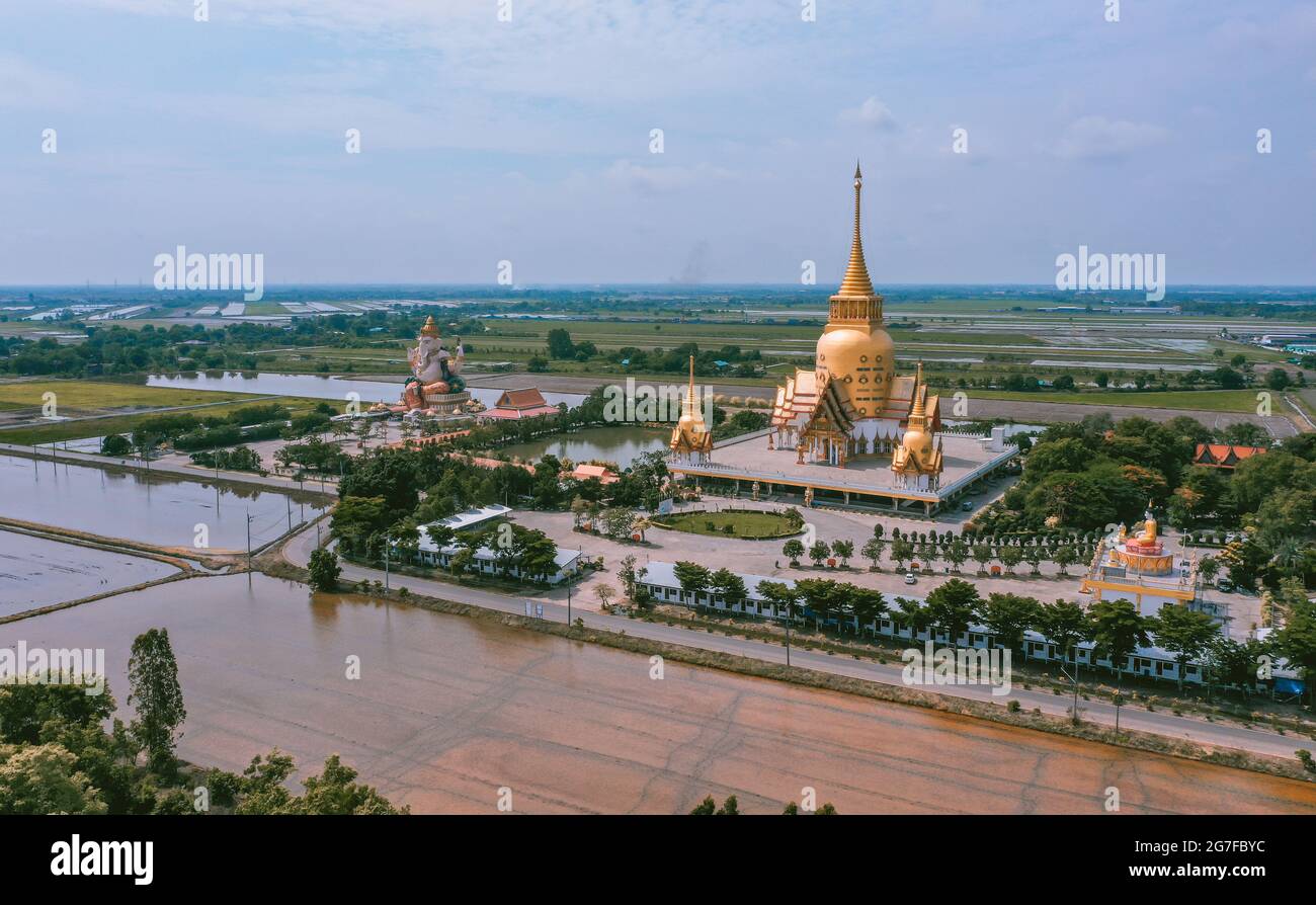 Wat Phrong Akat à Chachoengsao en Thaïlande Banque D'Images