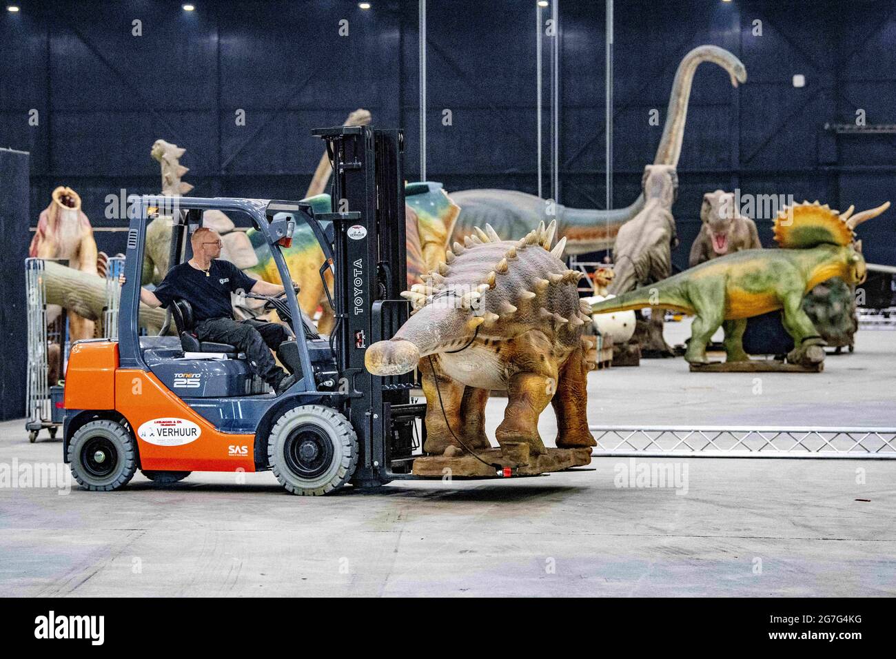Den Bosch, pays-Bas, 13 juillet 2021. La plus grande exposition de  dinosaures en Europe - World of Dinos - est établie dans le Brabanthallen à  Den Bosch, pays-Bas, le 13 juillet 2021.