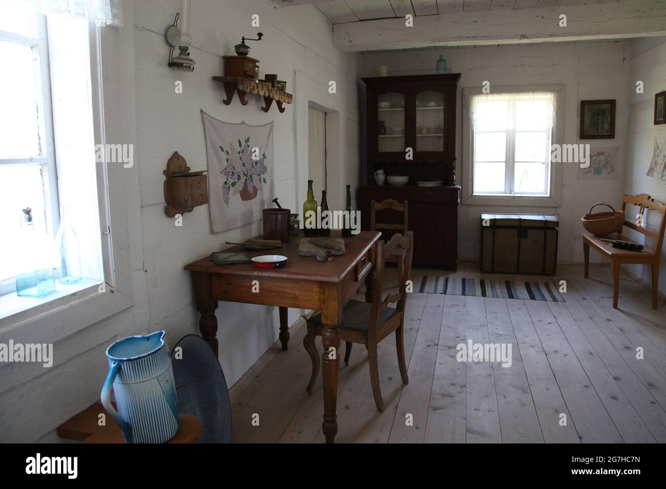 Musée en plein air à Tokarnia, interion d'un chalet de campagne, Tokarnia, architecture rurale, Banque D'Images