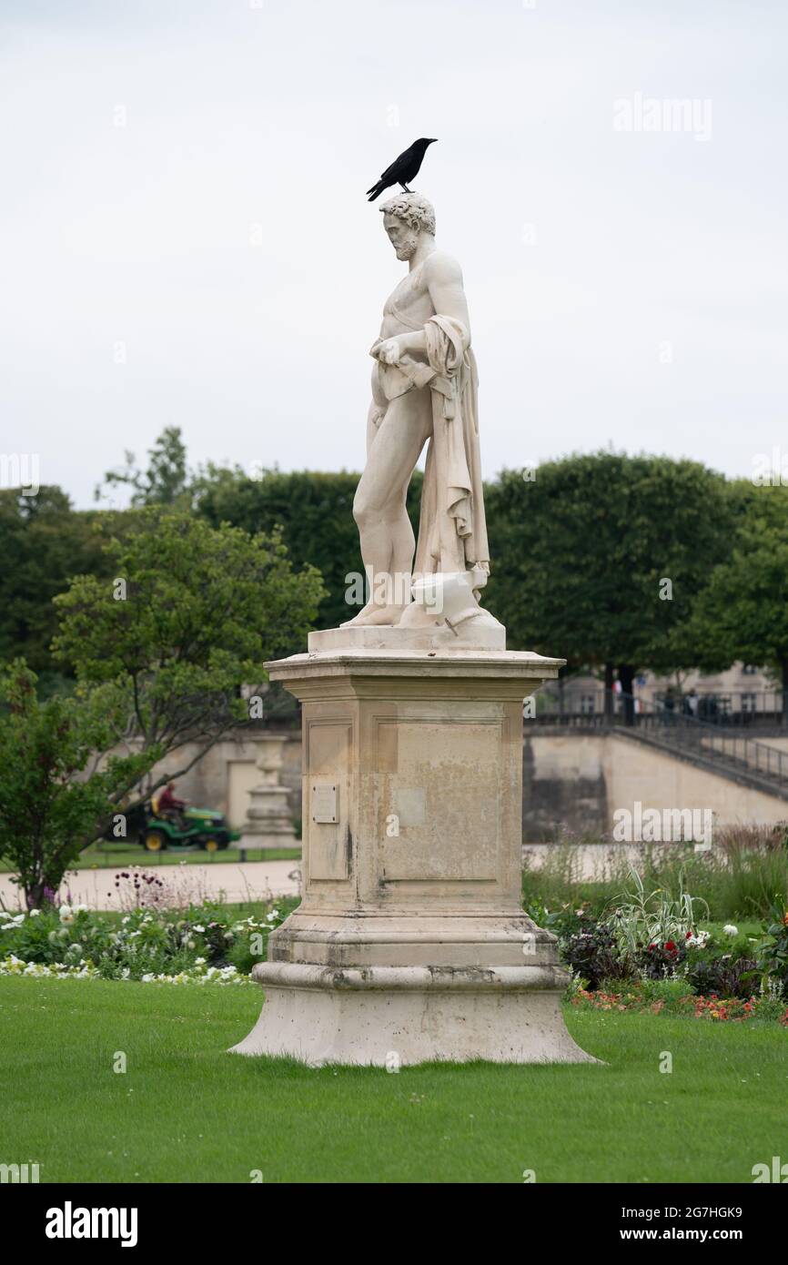 La statue de la maison de la Tuileries, située dans le jardin des Tuileries, près du musée du Louvre, a été produite en marbre par Denis Foyatier en 1834, Paris, France Banque D'Images