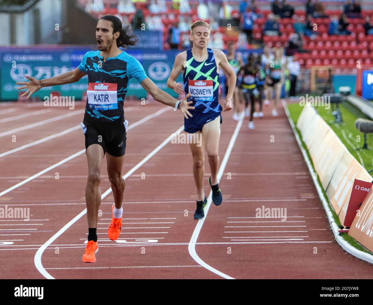 Gateshead, Royaume-Uni. 13 juillet 2021. Mohamed Katir d'Espagne franchit la ligne d'arrivée de la finale masculine de 3,000 mètres, lors du Grand Prix britannique de Müller de Gateshead 2021, au Stade International de Gateshead. Crédit : SOPA Images Limited/Alamy Live News Banque D'Images