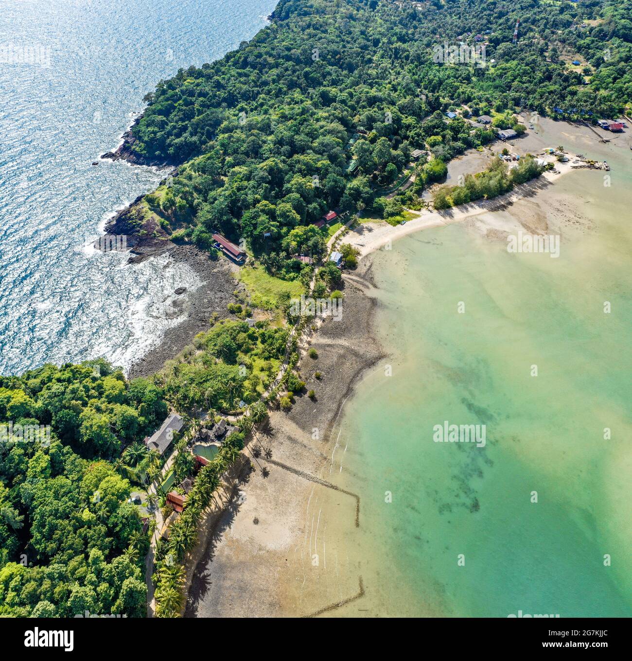 Vue aérienne de Bang Bao Cliff à koh Chang, Trat, Thaïlande Banque D'Images