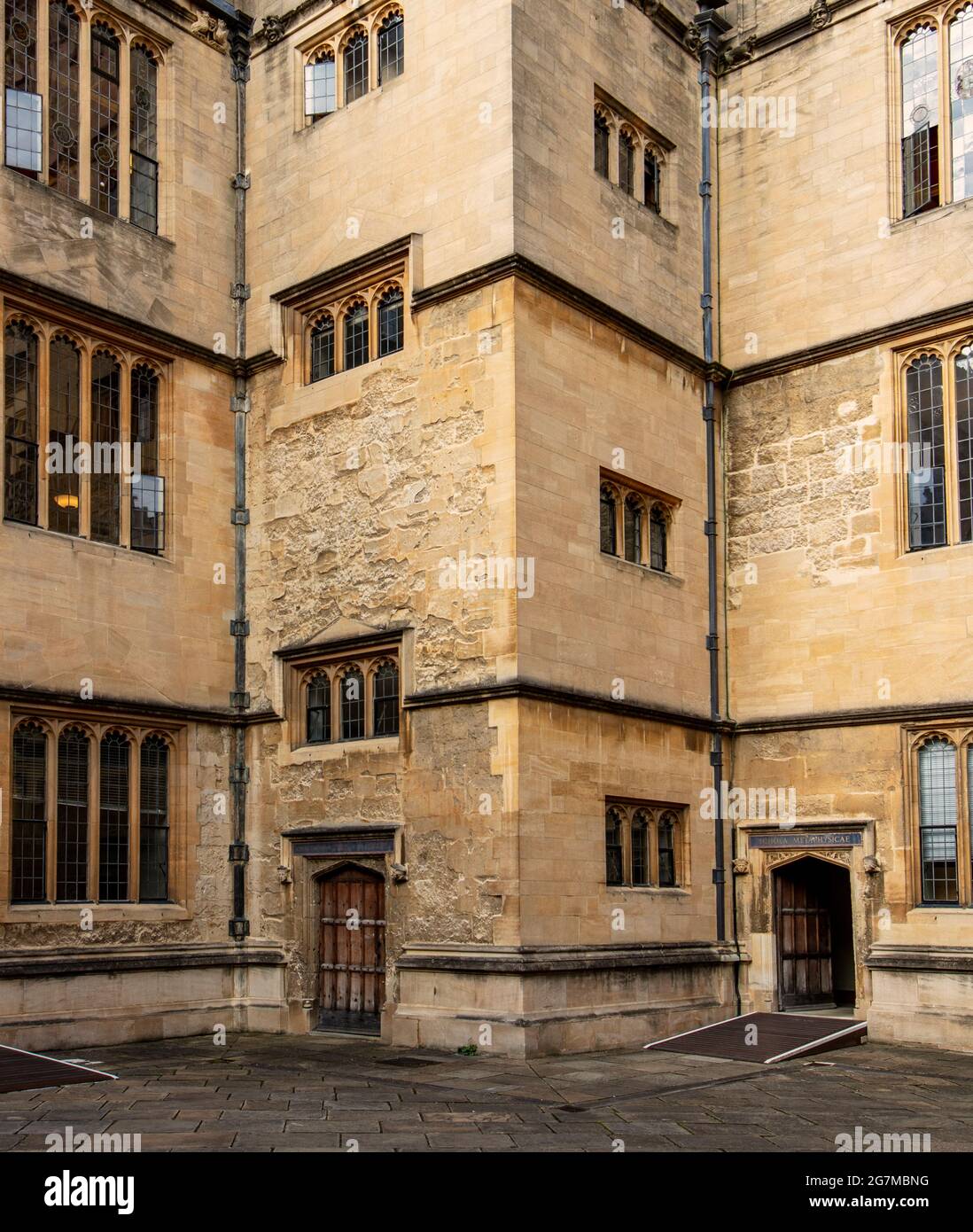 Le quadrilatère Old Schools de la Bodleian Library, la bibliothèque principale de l'Université d'Oxford, construit en 1613-1624 Banque D'Images