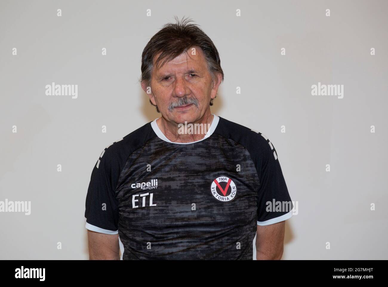 football, 3. Liga, 2021/2022, FC Viktoria Koeln, Sportpark Hoehenberg, présentation de l'équipe à la nouvelle saison de jeu, photo de presse, kitman Dieter Schick Banque D'Images