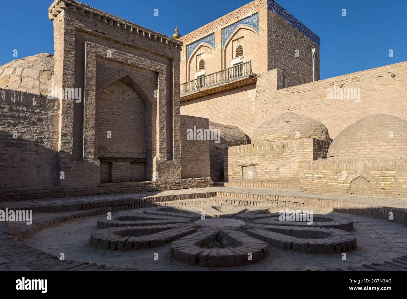 Mausolée de Makhmud Pakhlavan, poète et guerrier, avec fleur de brique, Khiva, Ouzbékistan Banque D'Images