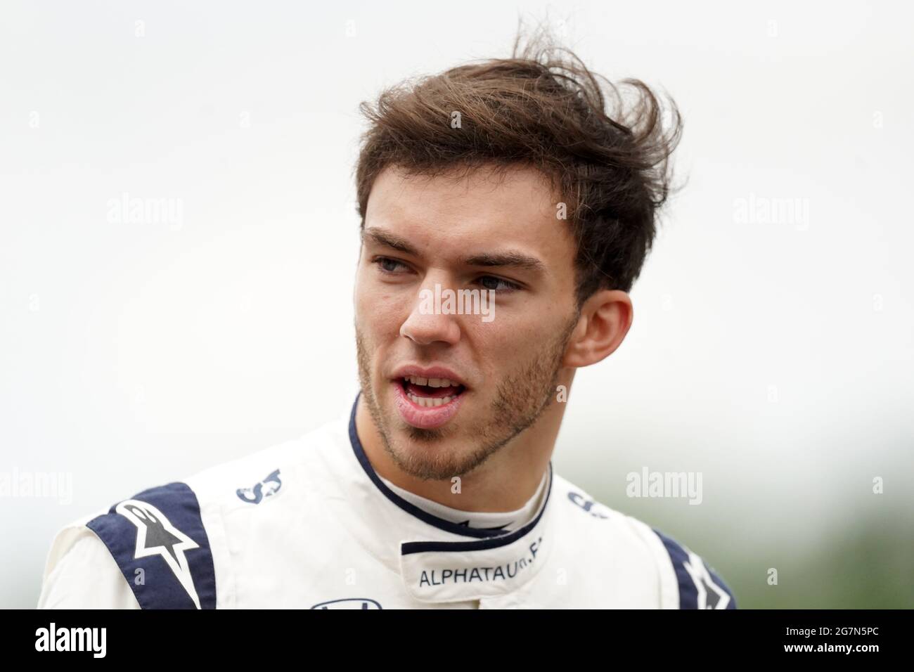 Pierre Gasly d'AlphaTauri devant le Grand Prix britannique de Silverstone, à Towcester. Date de la photo : jeudi 15 juillet 2021. Banque D'Images