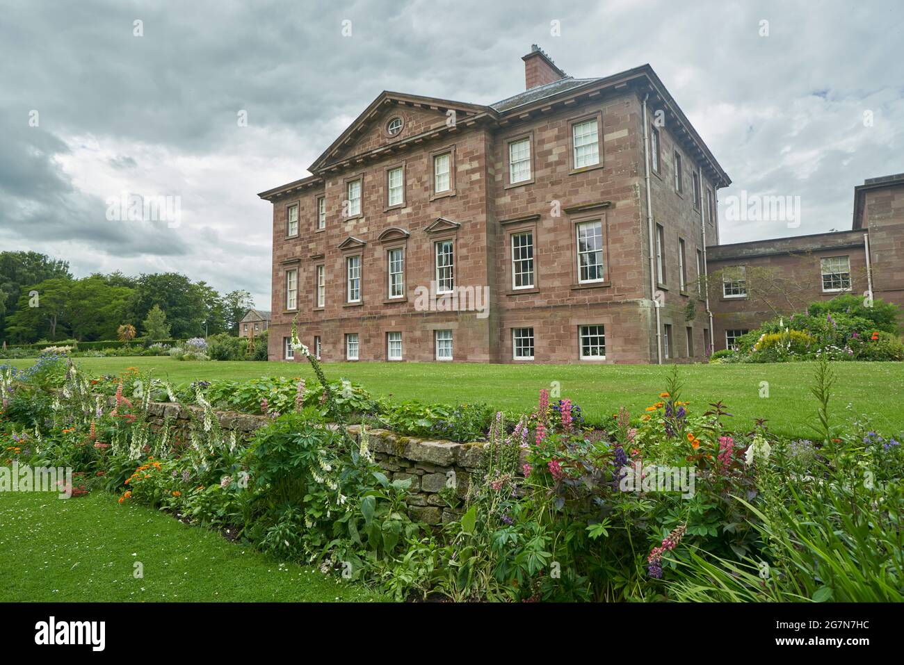 Extérieur et jardins de Paxton House aux frontières écossaises. Une des plus belles maisons palladiennes du pays. Banque D'Images