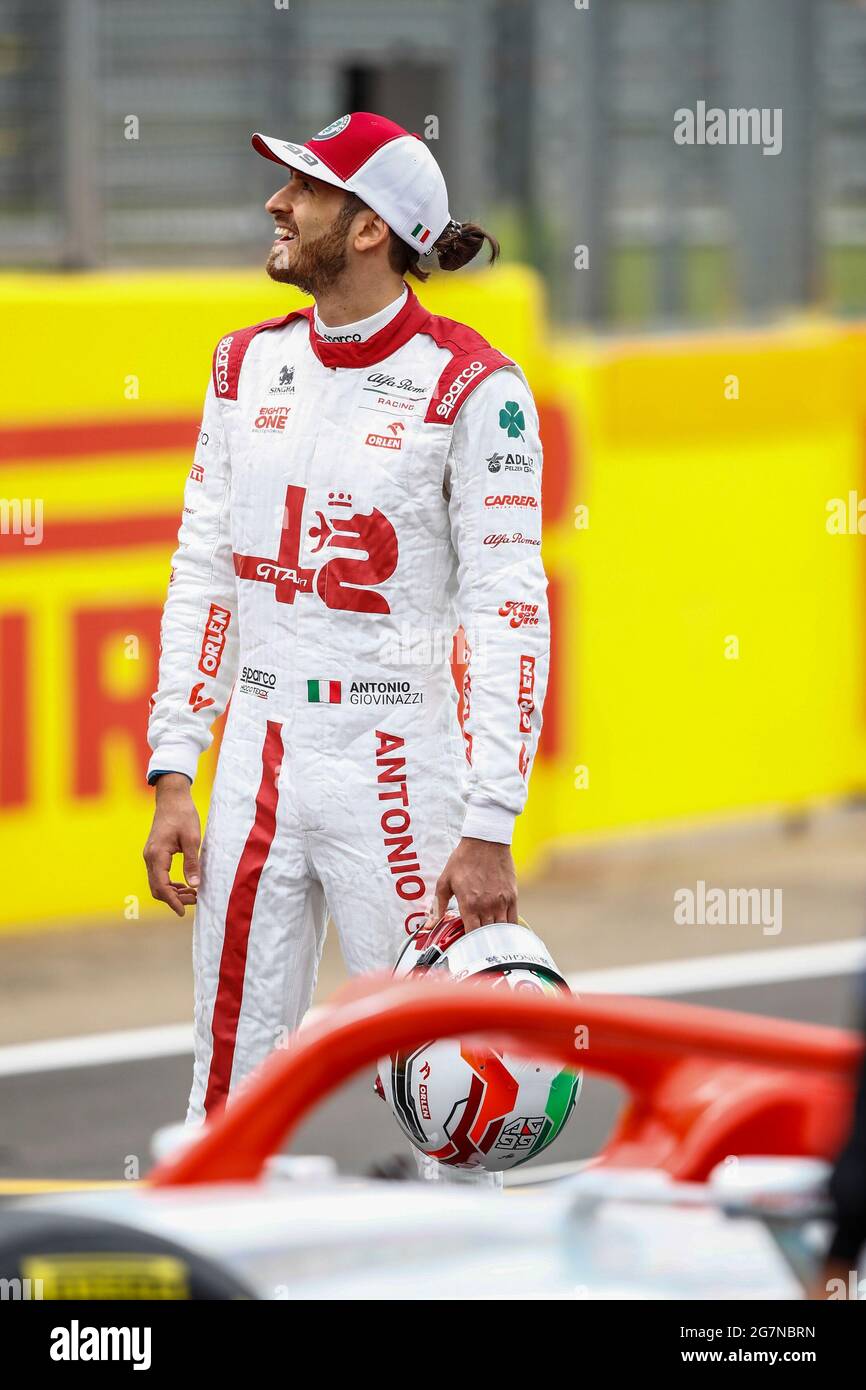 Silverstone, Grande-Bretagne. 15 juillet 2021. # 99 Antonio Giovinazzi (ITA, Alfa Romeo Racing ORLEN) pendant la révélation du prototype pour la saison 2022 de F1, Grand Prix de Grande-Bretagne de F1 au circuit Silverstone le 15 juillet 2021 à Silverstone, Grande-Bretagne. (Photo de HOCH ZWEI) crédit: dpa/Alay Live News Banque D'Images