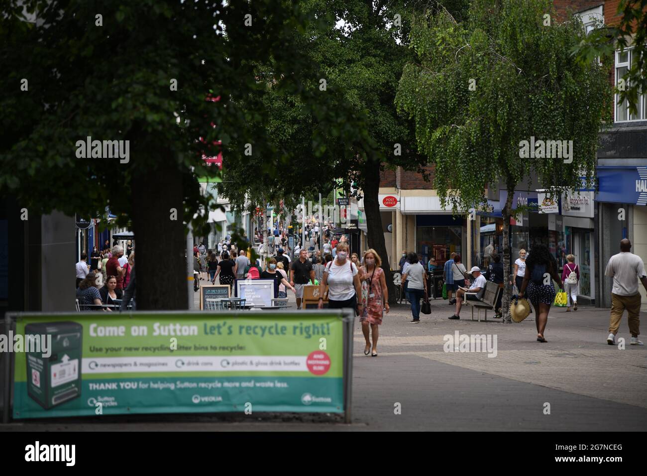 Sutton High Street, Royaume-Uni Banque D'Images