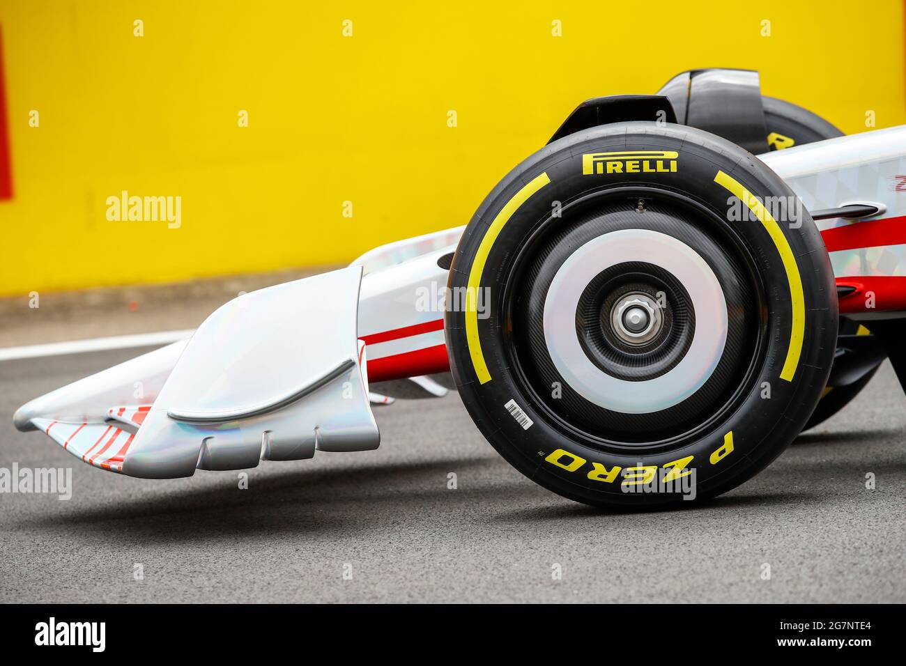 Nouvelle voiture F1 2022 révéler le pneu avant, pneu, détail mécanique lors  de la Formule 1 Pirelli Grande Prix 2021, 10ème tour du Championnat du  monde de Formule 1 2021 de la
