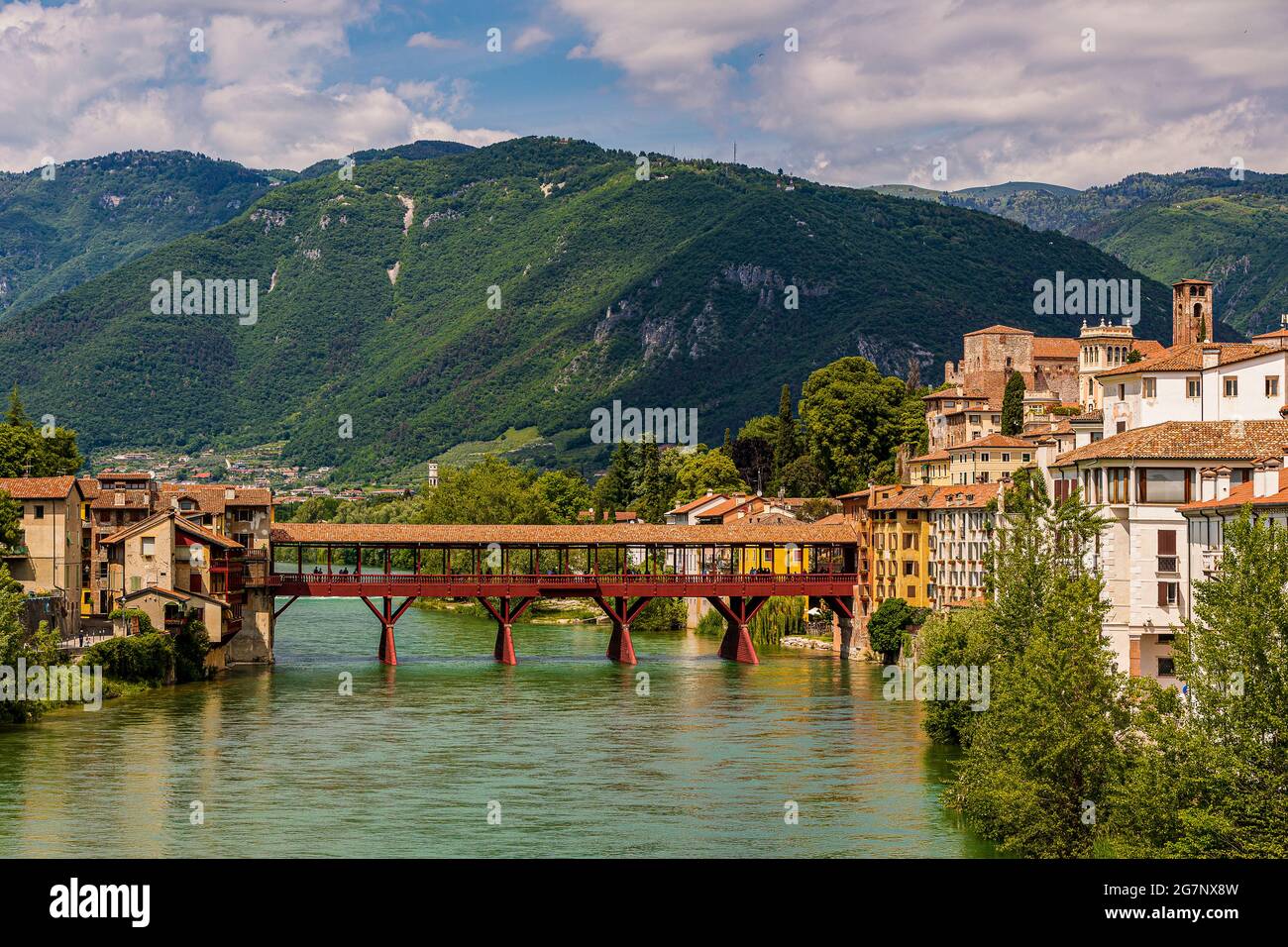 Italie Veneto Bassano del Grappa - le pont d'od (il Ponte vecchio ) Banque D'Images