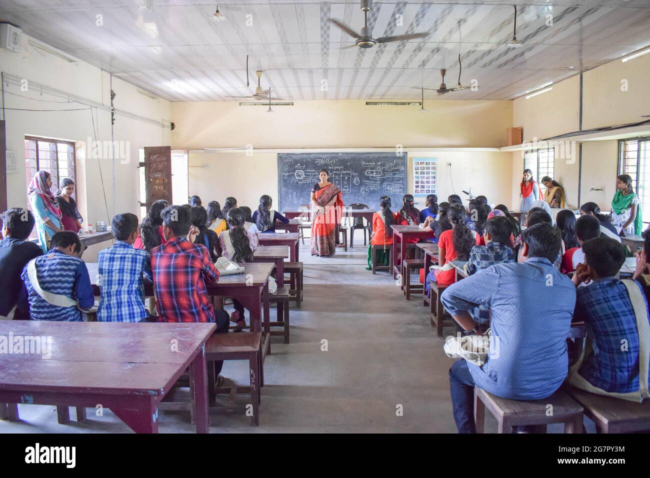 Les étudiants assistent à la classe. Banque D'Images