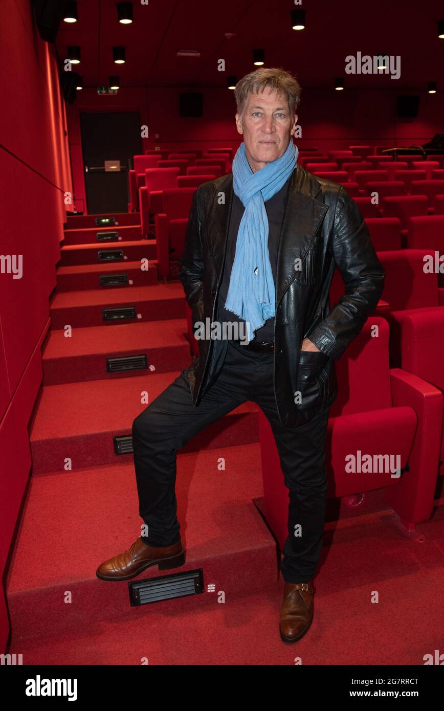 Der österreichische Sauspieler Tobias Moretti, bürgerlich Tobias Bloeb, vor der Premiere der ZDF und Servus TV Serie IM Netz der Camorra/il Passtore am 13. Juli 2021 beim Seriencamp in der Hochschule für film und Fernsehen in München. * l'acteur autrichien Tobias Moretti, né Tobias Baléb, à la première de la série IM Netz der Camorra/il Pastore le 13 juillet 2021 à l'Université de la télévision et du film de Munich. (Photo par Alexander Pohl/Sipa USA) crédit: SIPA USA/Alay Live News Banque D'Images