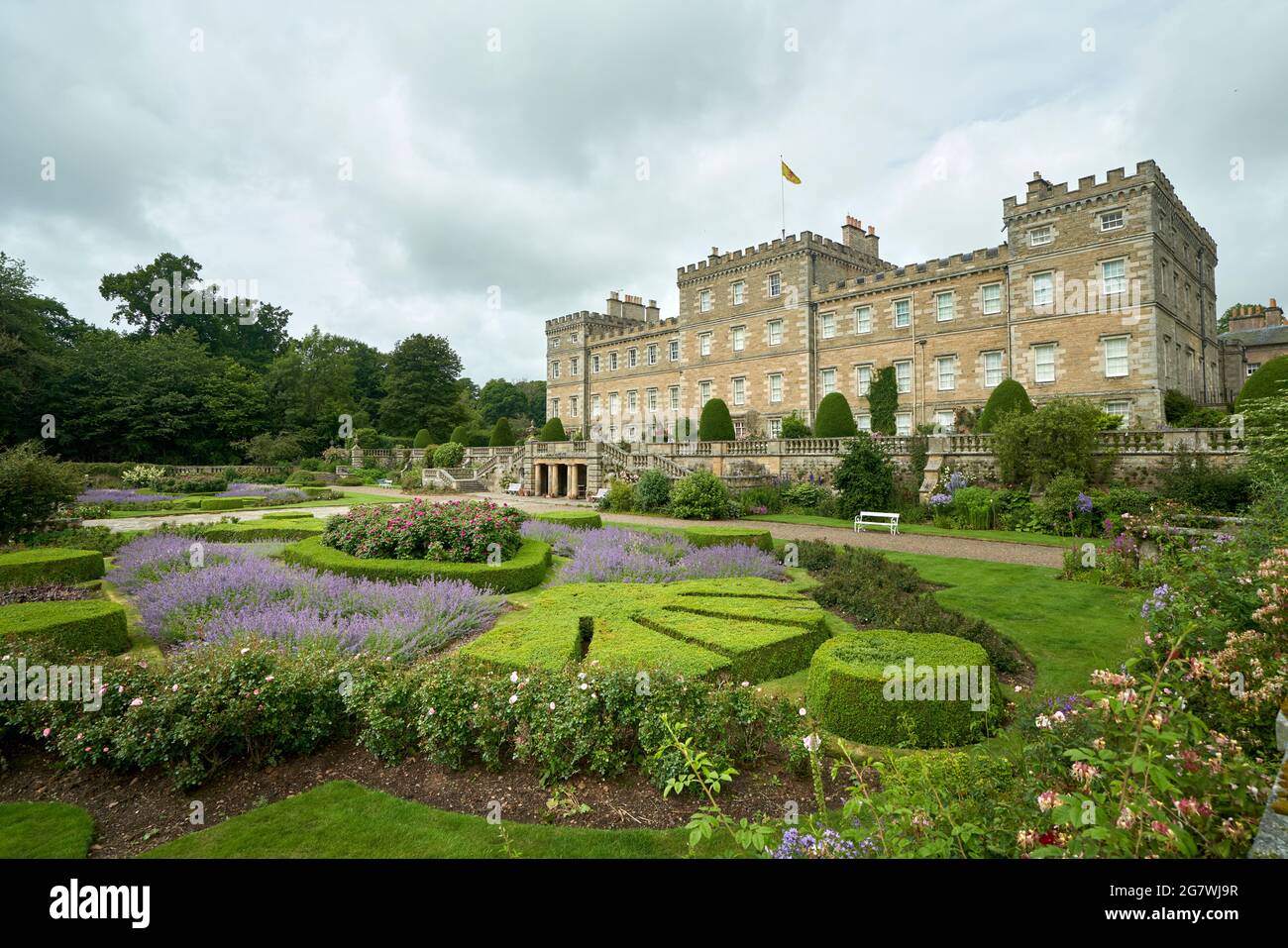 Mellerstain House et les jardins près de Gordon dans les frontières écossaises. Largement considéré comme un chef-d'œuvre de Robert Adam. Banque D'Images
