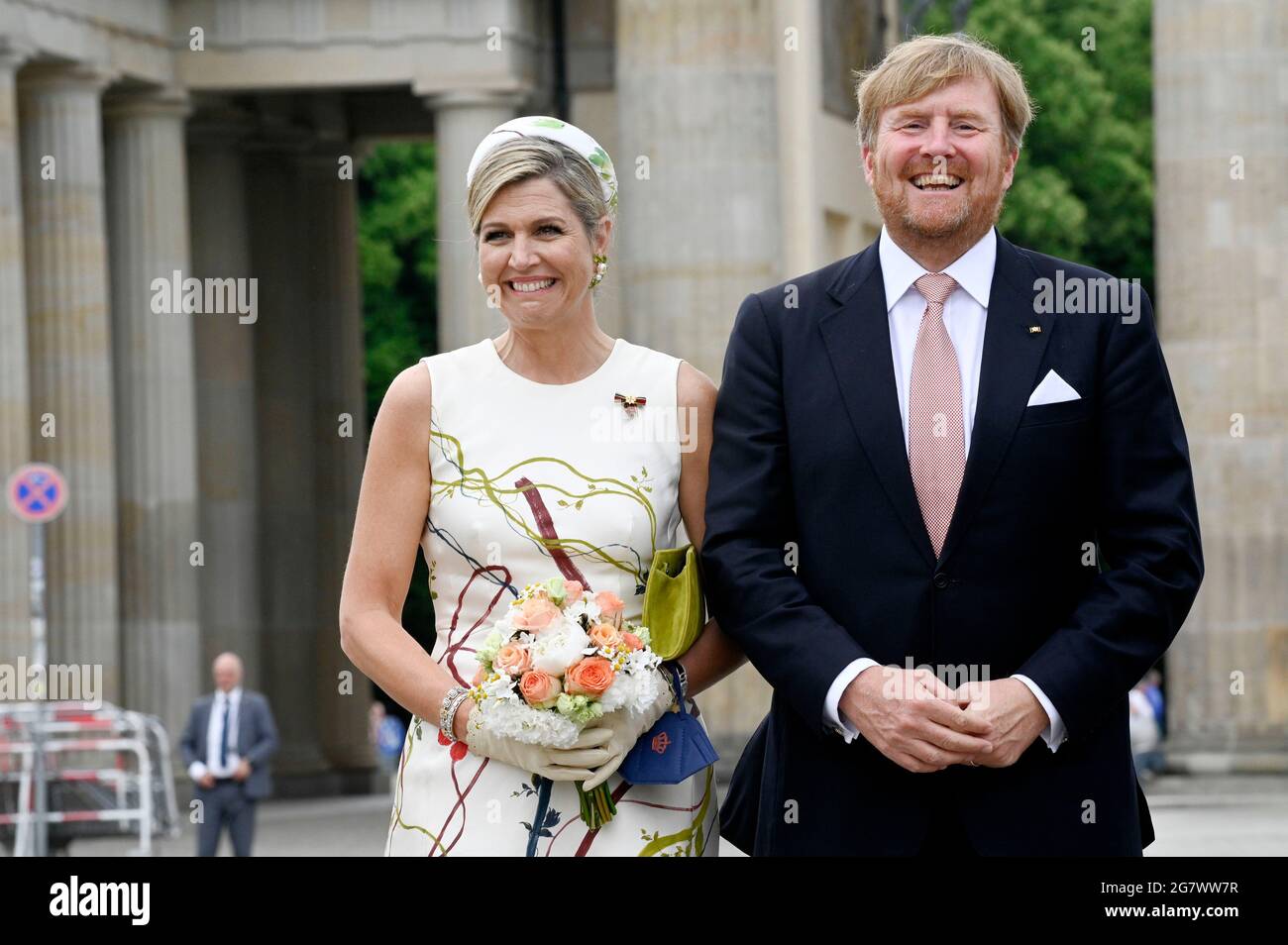 La reine Maxima et le roi Willem-Alexander des pays-Bas visitent le Brandenburger Tor le 5 juillet 2021 à Berlin, en Allemagne. Banque D'Images
