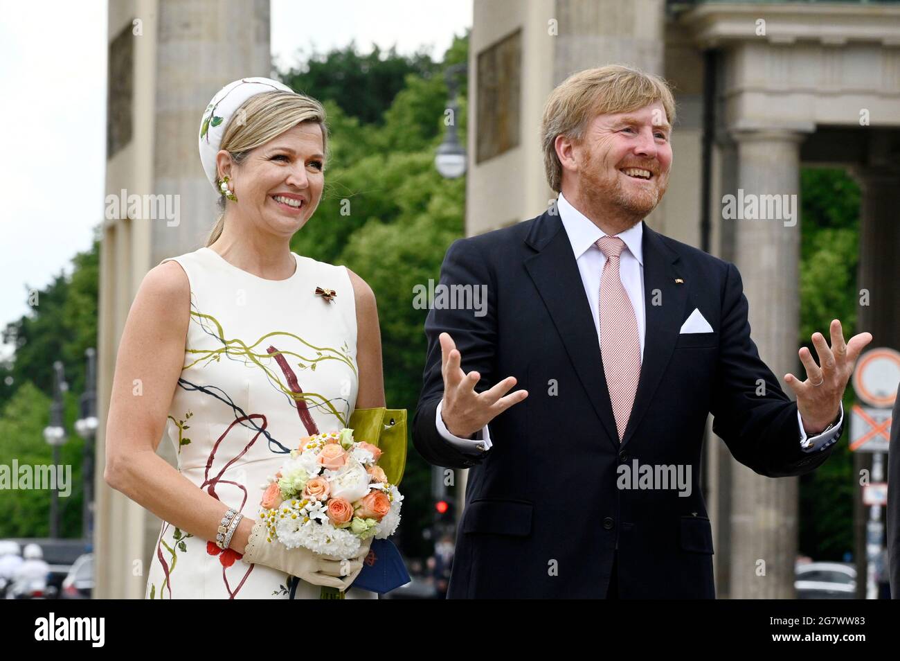 La reine Maxima et le roi Willem-Alexander des pays-Bas visitent le Brandenburger Tor le 5 juillet 2021 à Berlin, en Allemagne. Banque D'Images