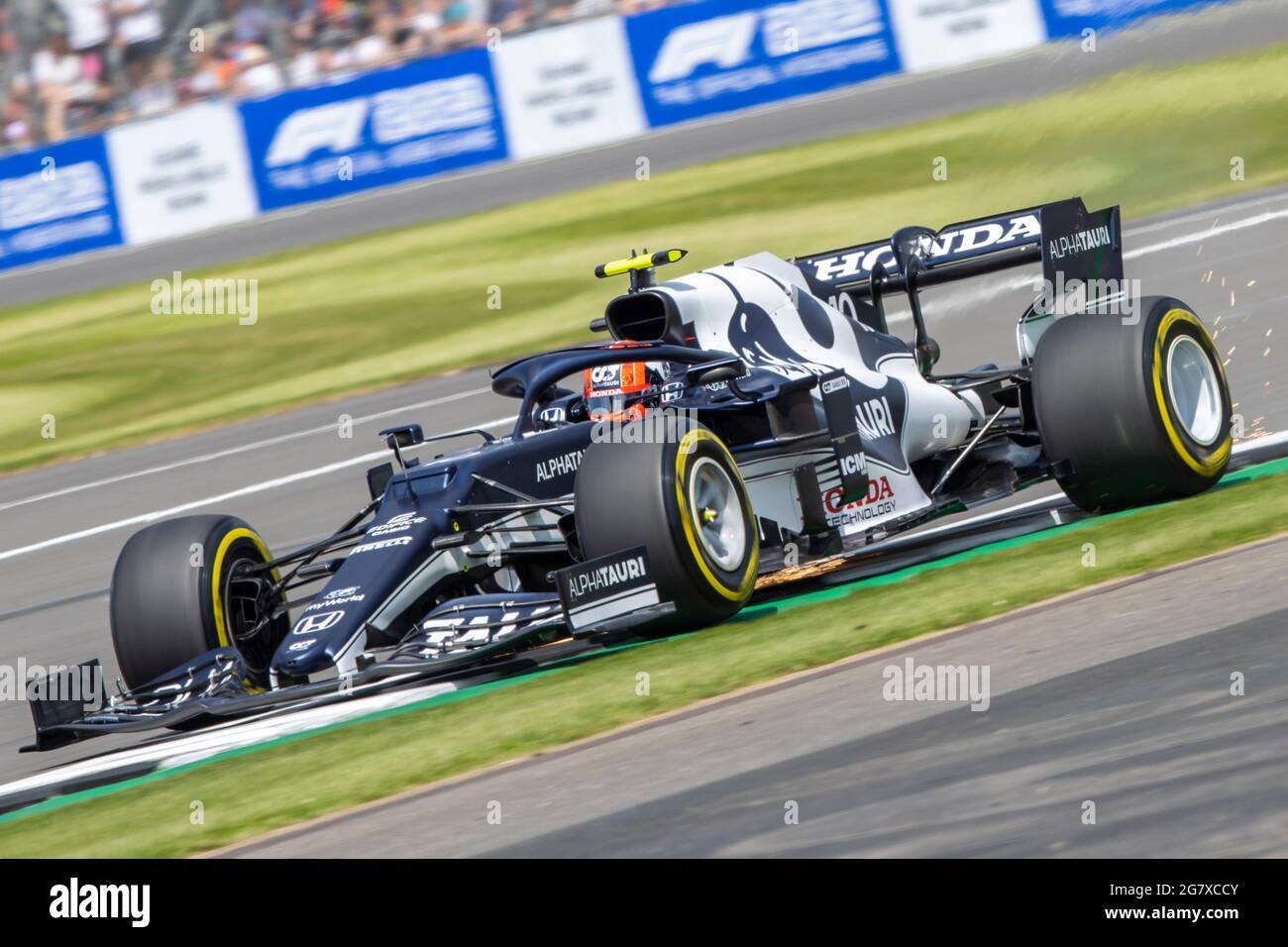 Silverstone, Northamptonshire, Royaume-Uni. 16 juillet 2021. Formula One British Grand Prix, Free Practice; Scuderia Alpha Tauri Honda pilote Pierre Gasly dans son Alpha Tauri AT02 Honda RA621H crédit: Action plus Sports/Alay Live News Banque D'Images