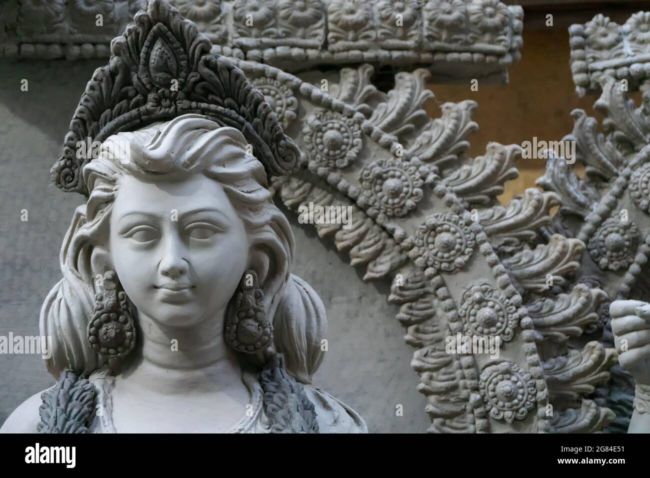 Kolkata, Bengale-Occidental, Inde - 7 octobre 2018 : Clay idole de la déesse Durga, en préparation pour le festival 'durga Puja' à Kumartuli . Plus grand événement Banque D'Images
