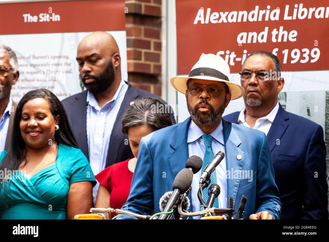 Washington DC, États-Unis, 16 juillet 2021. Photo : le sénateur du Texas Borris Miles parle lors d'une conférence de presse tenue par les Démocrates de l'Assemblée législative du Texas avec les Caucus législatifs noirs de la Virginie, du Maryland et du Texas. Les Démocrates du Texas ont brisé le quorum et se sont rendus dans la région de Washington DC pour empêcher les Républicains d'adopter une loi limitant le droit de vote. Crédit : Allison Bailey / Alamy Live News Banque D'Images