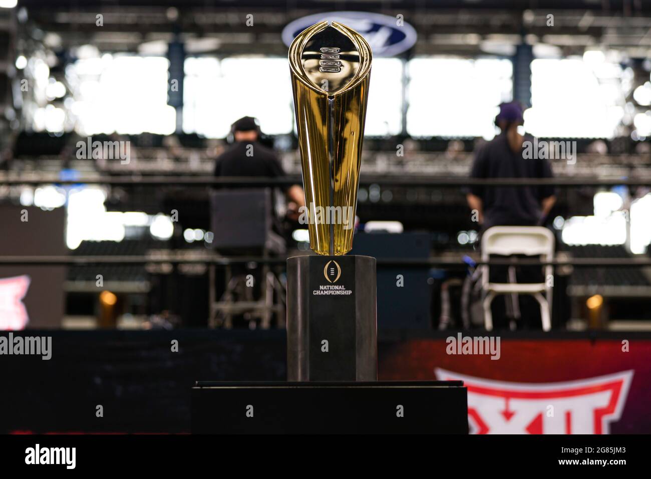 Le trophée du championnat national de football de l'université est présenté lors de la journée des médias de la conférence Big 12, le mercredi 14 juillet 2021, à Arlington, TX. (Mario Banque D'Images