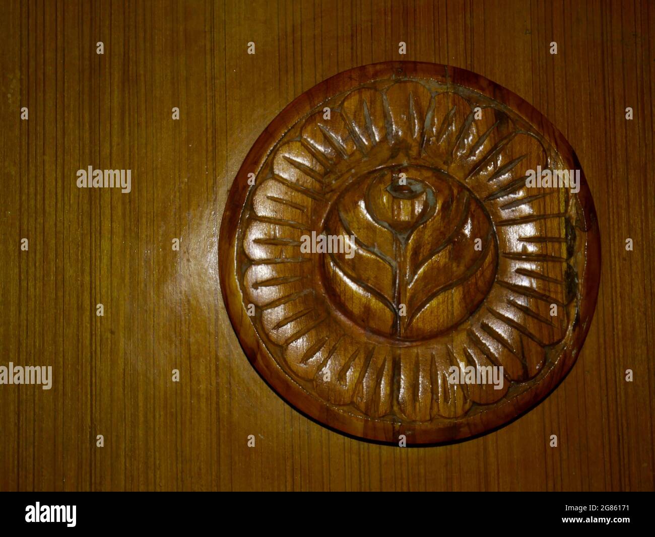 Structure en bois de conception circulaire vue patten pour la présentation d'art. Banque D'Images