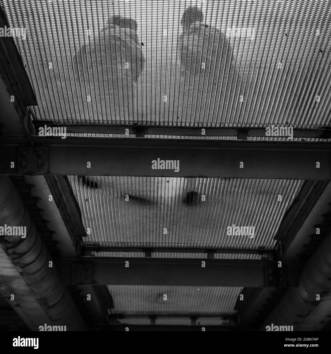 Vue depuis le Millennium Bridge de Londres. Banque D'Images