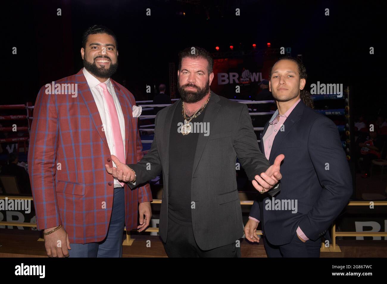 Hollywood, Floride, États-Unis. 16 juillet 2021. Kris Doura, Bruce Soscia photographié comme Matt Delanoit défait René Rodriguez dans le combat principal dans les barebuckle de l'arrière-cour au Seminole Hard Rock & Casino le 16 juillet 2021 à Hollywood, Floride. Crédit: Ahoo Me.Com/Media Punch/Alamy Live News Banque D'Images