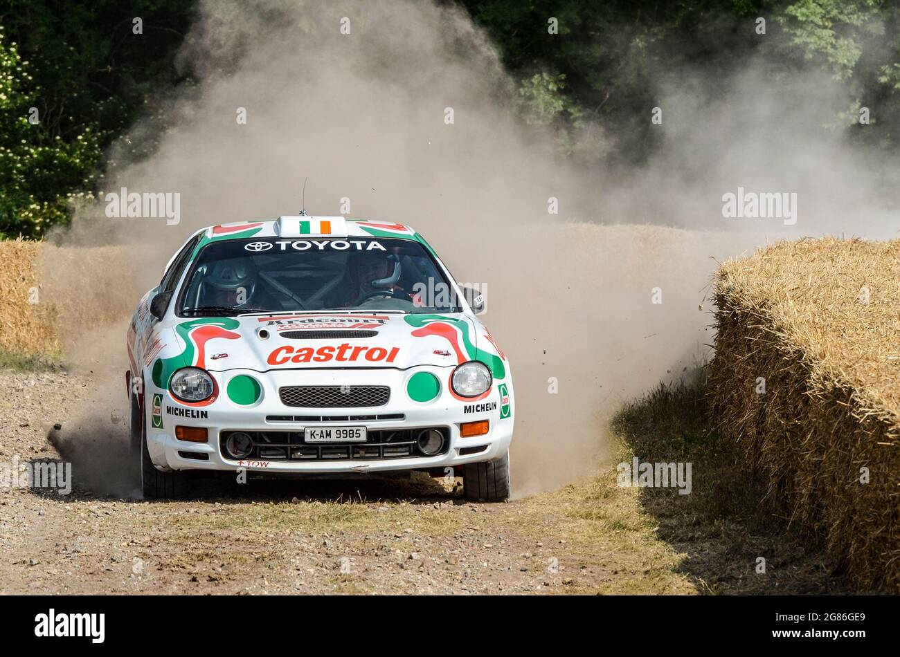 Toyota Celica GT quatre voitures de rallye ST205 sur la scène du rallye au Goodwood Festival of Speed 2013. Combinaison de couleurs Castrol sponsoring Banque D'Images