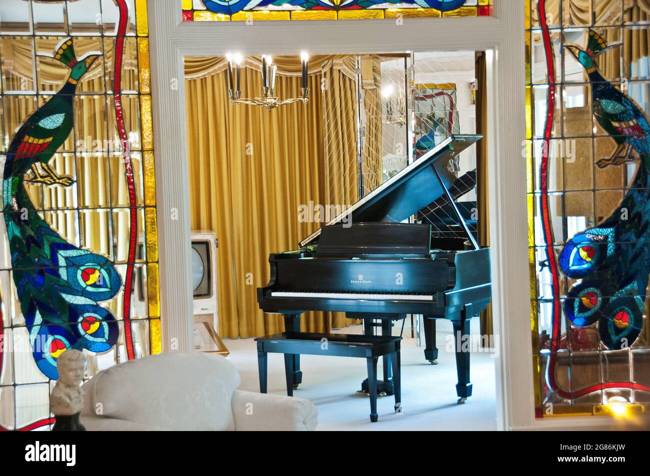 Piano d'Elvis Presley à Graceland, Memphis, Tennessee Banque D'Images