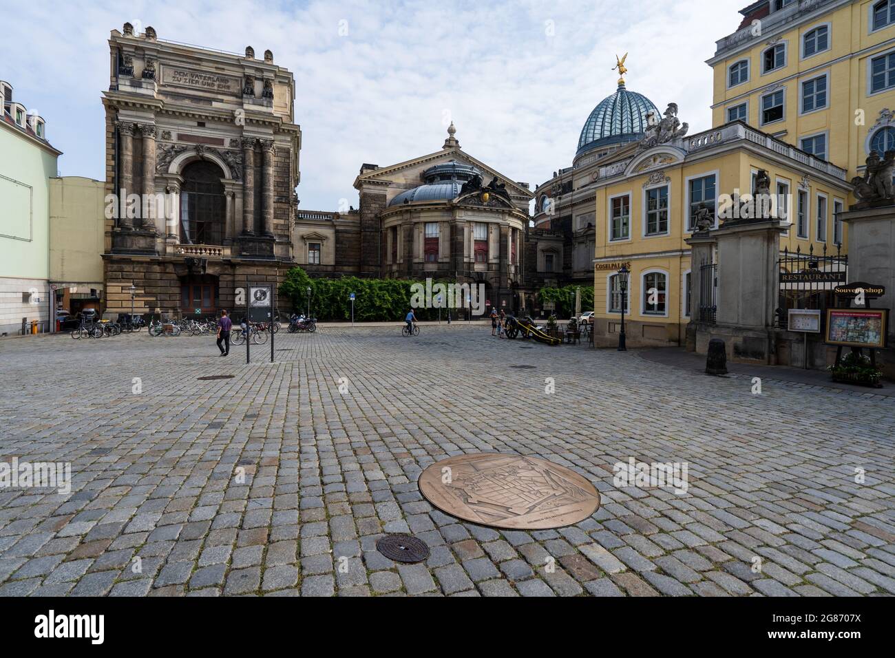 La vieille ville de Dresde par une journée ensoleillée Banque D'Images