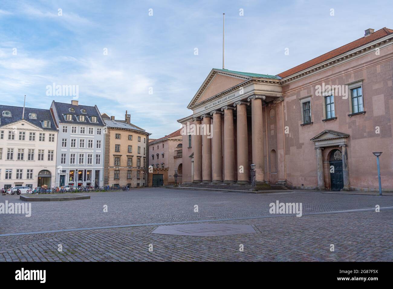Place Nytorv et palais de justice de Copenhague - Copenhague, Danemark Banque D'Images